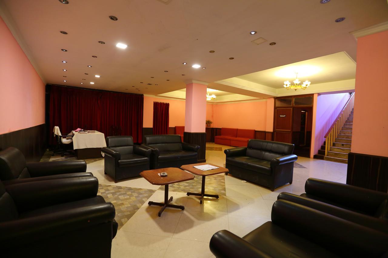 Hotel Charring Cross Utakamand Zewnętrze zdjęcie